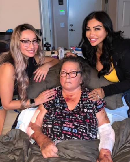 Brittanya Razavi compartilhou ótimo relacionamento com seus pais falecidos