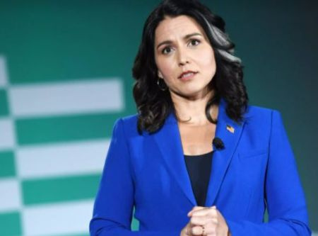   Tulsi Gabbard, membro della Camera dei rappresentanti degli Stati Uniti ed ex moglie di Eduardo Tamayo.