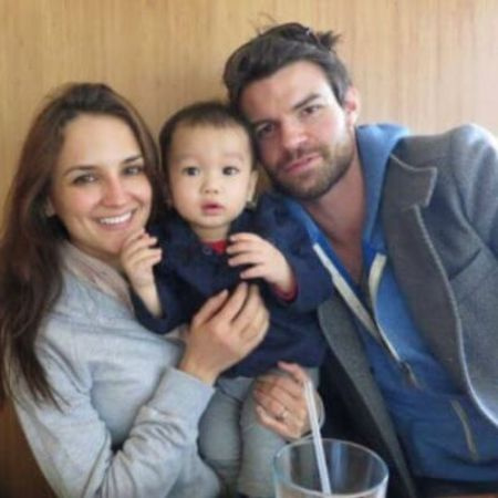 Charlotte Easton Gillies irmão com seu pai e mãe