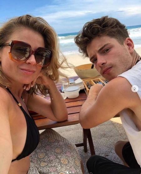   Ludwika Paleta con su hijo mayor Nicolás Paleta