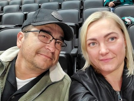 Dave et sa petite amie selon la rumeur.