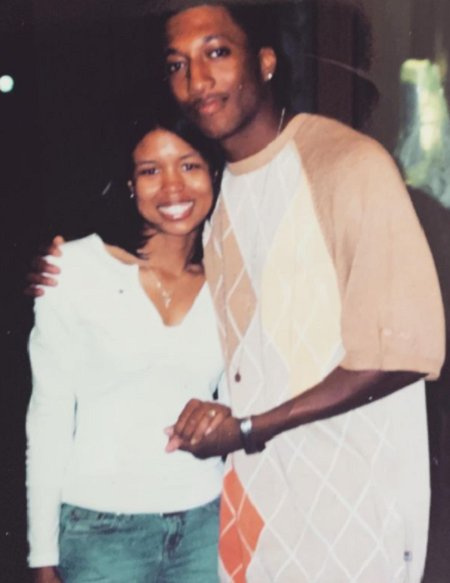   Darragh Moore è sposata insieme alla moglie Lecrae dal 2020.