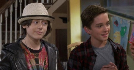 Isaak interpretó a Jackson en la exitosa serie Fuller House.