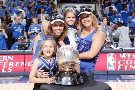 Tiffany a deux frères et sœurs.