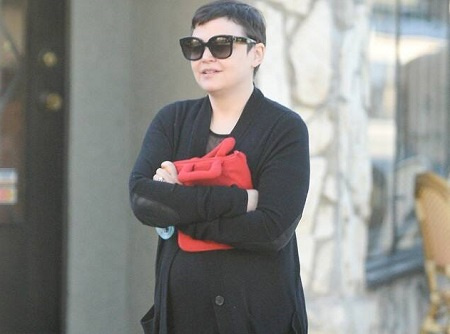Hugo Wilson Dallas' mother Ginnifer Goodwin.
