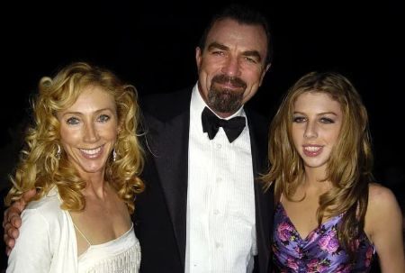 Jillie con su esposo, Tom Selleck, y su hija, Hannah Margaret Selleck.
