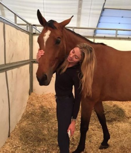 tom Selleck's daughter and Descano owner, Hannah.