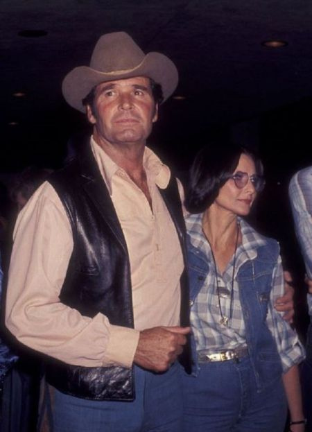 Lois Clarke com seu falecido marido James Garner
