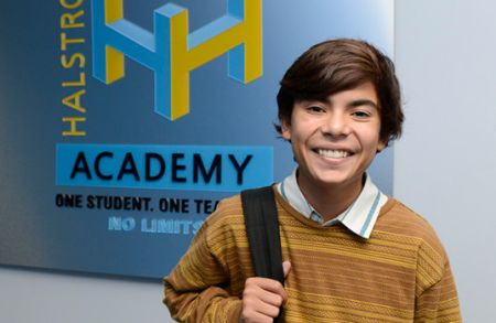   Joshua Ovalle Istruzione