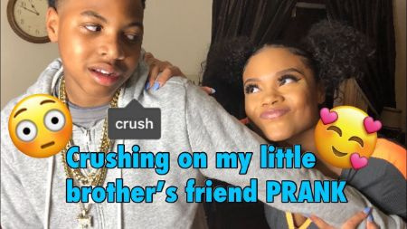   Le miniature di una di Emily's Youtube prank videos.