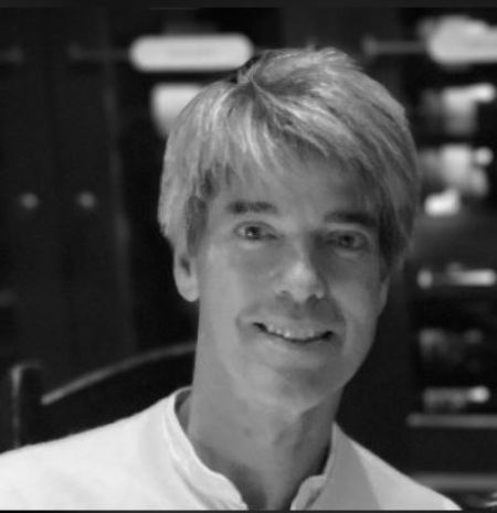   Curtis Ingraham, fratello di 66 anni di Laura Ingraham