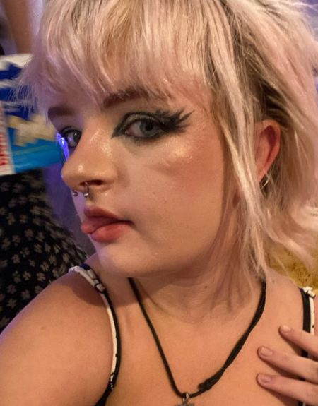 Milly Shapiro tiene una estructura ósea deformada