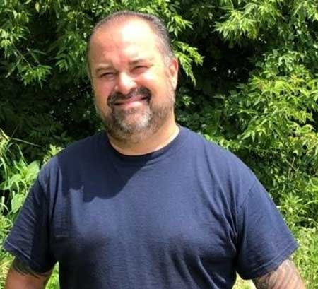   Personaggio televisivo e collezionista di antiquariato, Frank Fritz