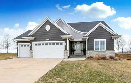   Frank ha venduto la sua casa nell'Iowa