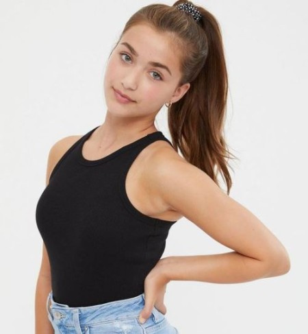   Lucia Efstathiou Eterni