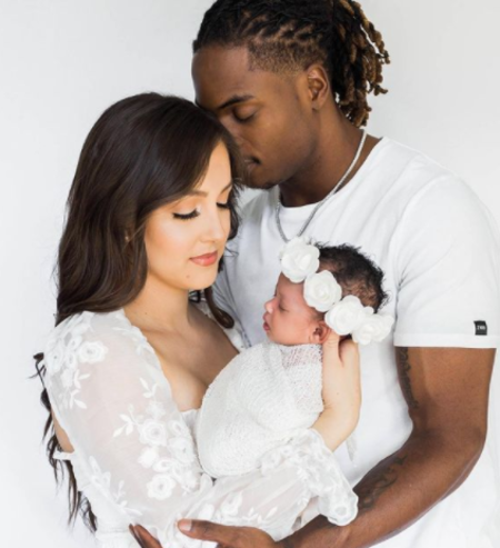Devanne Villareal con su esposo, Devante Adams y su hija, Daija