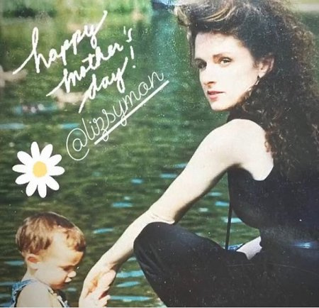   Liz Shanahan lo sono