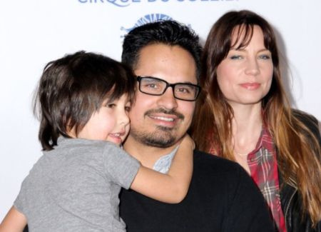 Brie Shaffer con su esposo Michael y su hijo Roman