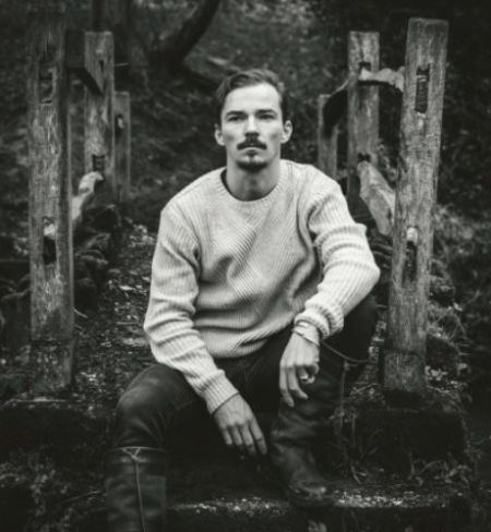 La star de Thief Lord, Rollo Weeks est maintenant un photographe professionnel.