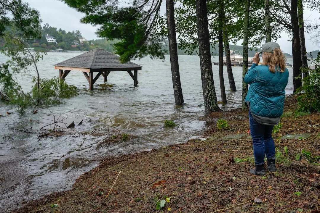 Dieser Radiosender war während eines Hurrikans eine Lebensader. Jetzt kämpft es ums Überleben.