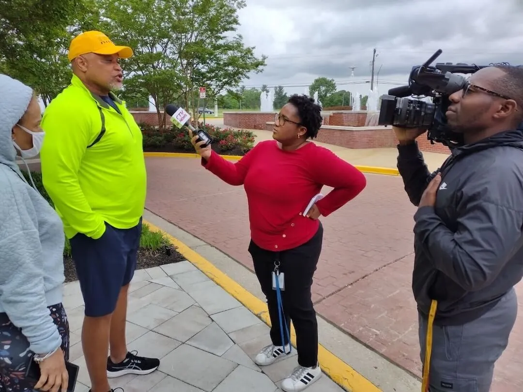 Angesichts schwerwiegender Budgetkürzungen stützte sich ein lokaler Fernsehsender auf seine Community – und hatte Erfolg' width='1080' height='810' title=