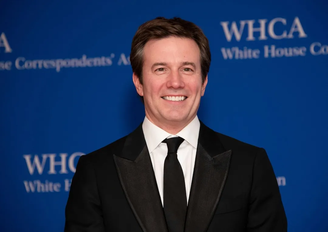 Jeff Glor former ‘CBS Evening News anchor is among those laid off by Paramount Global' decoding='async' fetchpriority='high