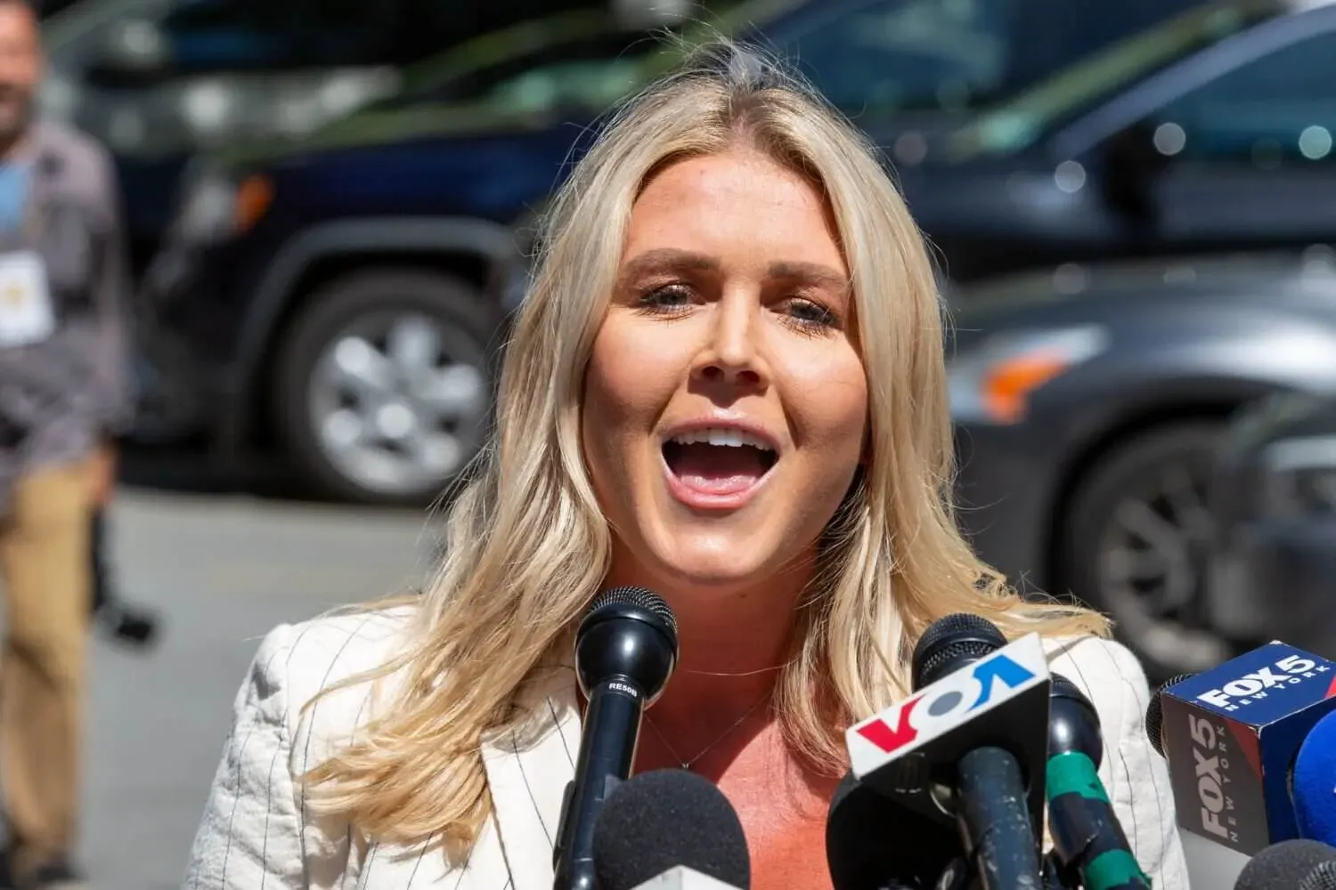 This is how you do it: CNN cuts off interview with Trump spokesperson after repeated warnings' decoding='async' fetchpriority='high