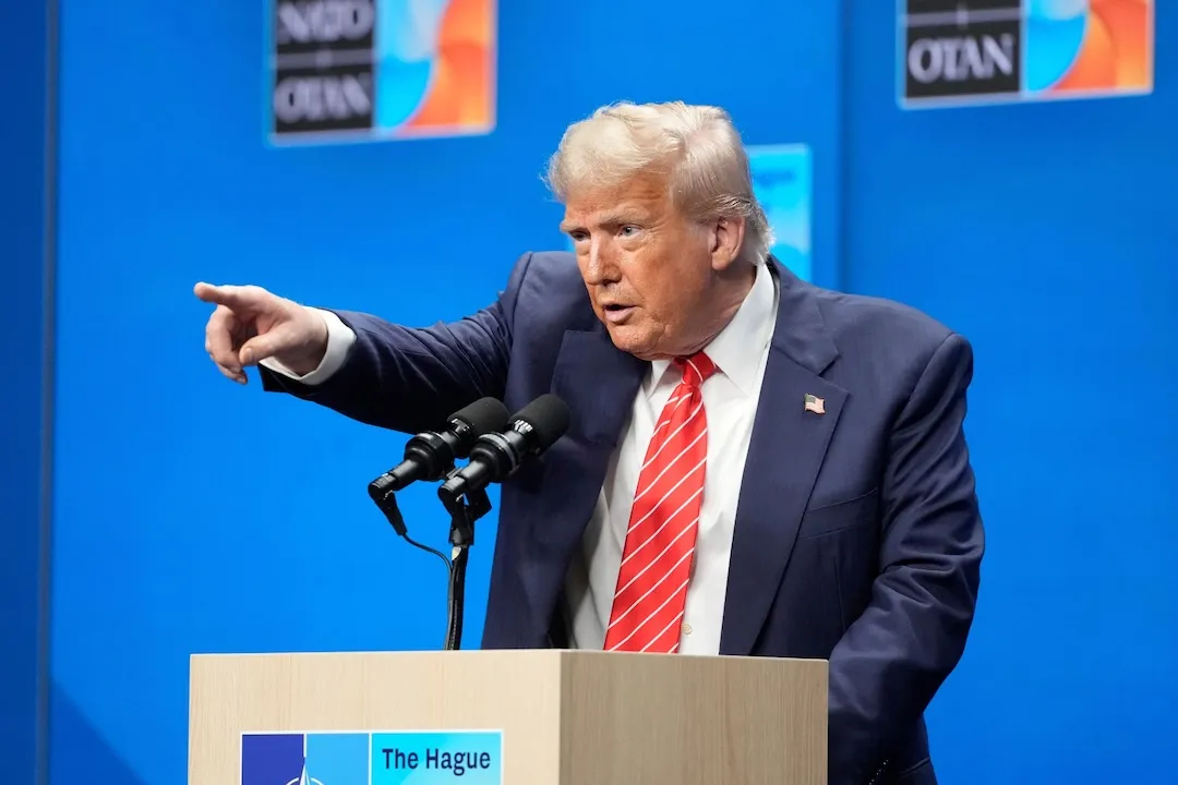 Opinião | É mais um dia que termina em Y enquanto Trump ataca a mídia