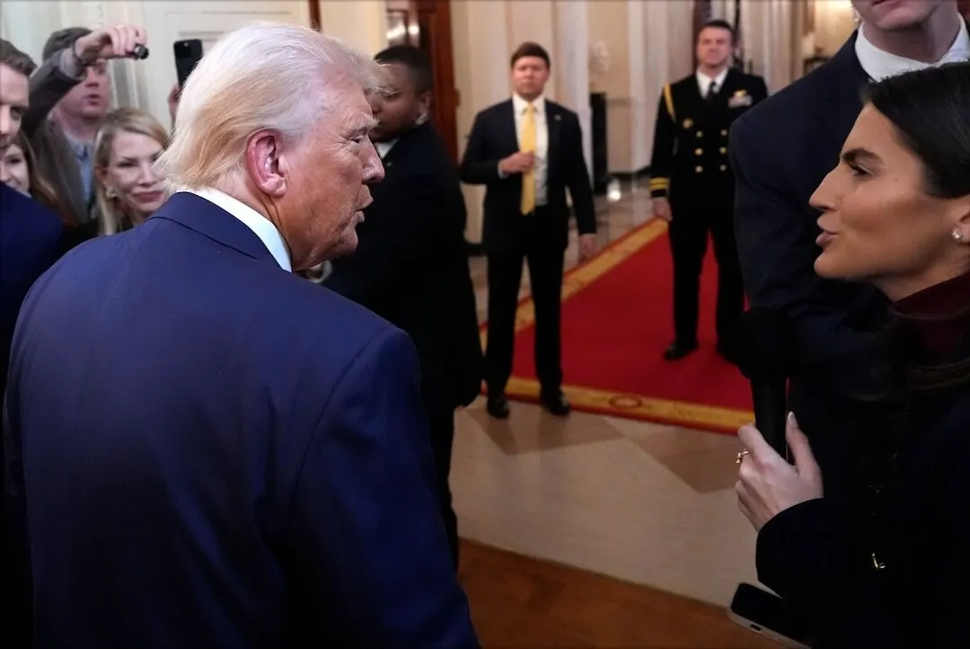 Meinung | Ein Blockbuster-Verkauf erschüttert die Medien, ein hochkarätiger Journalist ist raus und Trump schlägt erneut zu' width='1080' height='722' title=