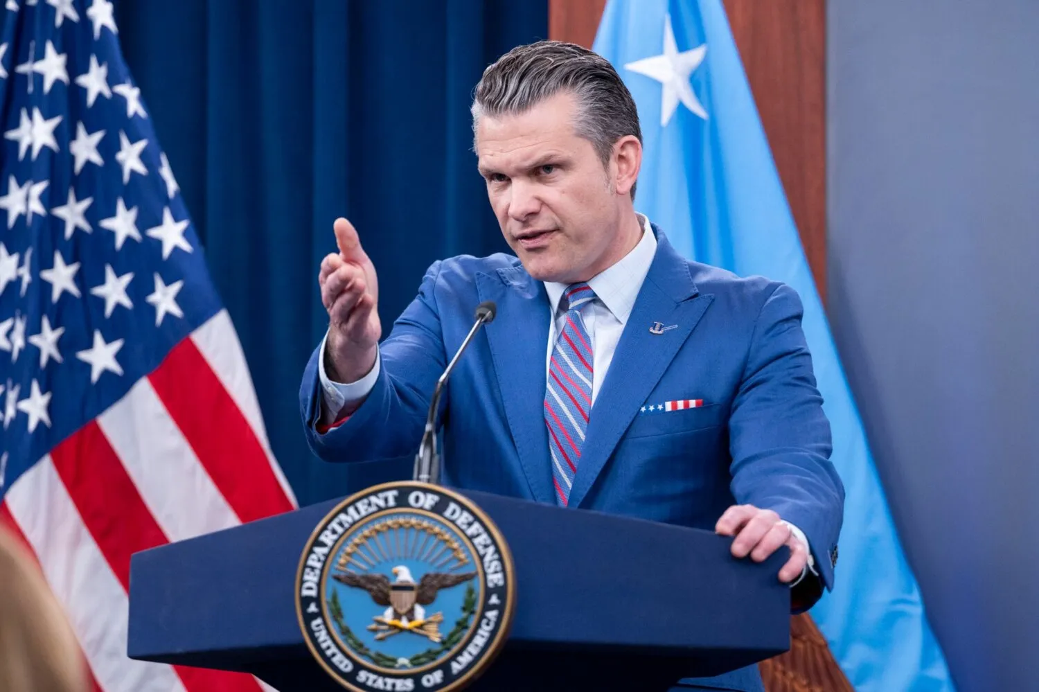 Opinión | El secretario de Defensa, Pete Hegseth, atacó a un periodista de Fox. La comunidad periodística la apoyó