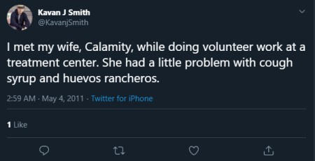 Um tweet de Kavan Smith.