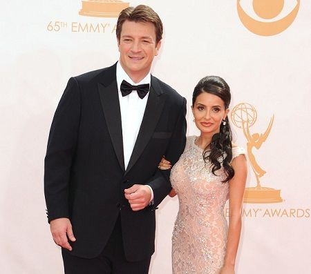 Nathan Fillion y la actriz Mikaela Hoover