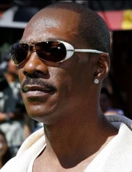   Eddie es uno de los actores cómicos más ricos de Hollywood.
