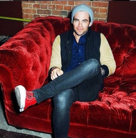   Katherine Pine Hermano Chris Pine