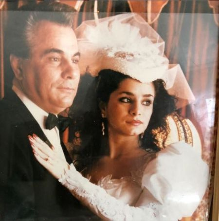 Victoria con su padre John Gotti
