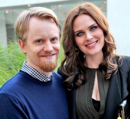 emily's husband is a famous actor and director