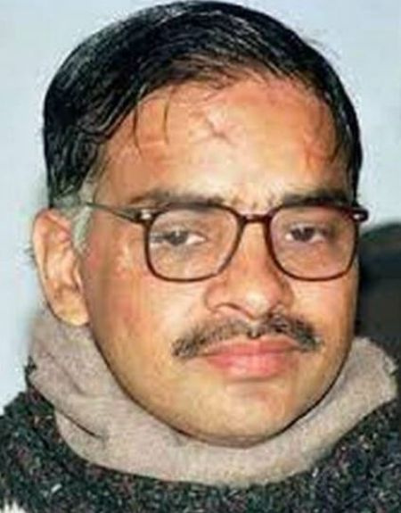 El hombre de Lahore, Pakistán que mató al menos a 100 niños, Javed Iqbal.