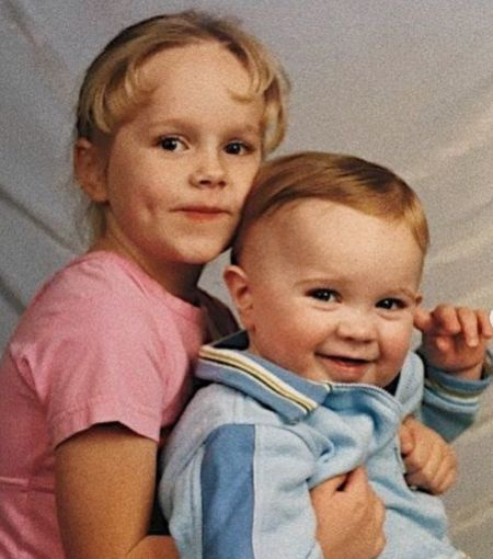 Berglin et son frère.