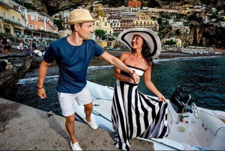   Emily Compagno con Pete Riley in Italia