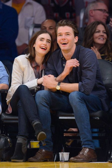 Lily Collins con Thomas Cocquerel