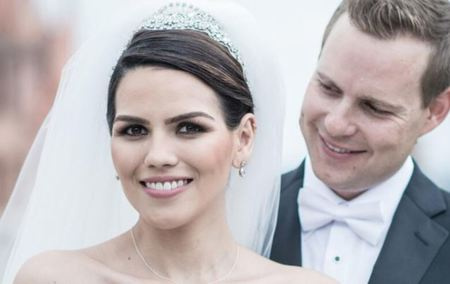 Karina Banda se había casado con su ex esposo, Douglas Rigg, en marzo de 2016 en San Miguel de Allende, en el estado de Guanajuato, México.