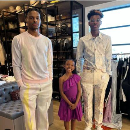 la hija de LeBron James, Zhuri James y sus hijos; bronny y bryce
