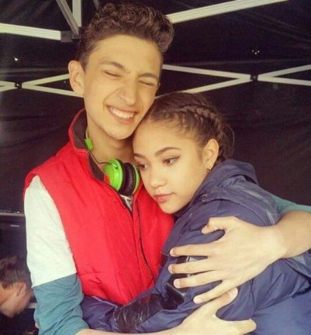 Jade Alleyne não está namorando Jayden Revi, mas são amigos