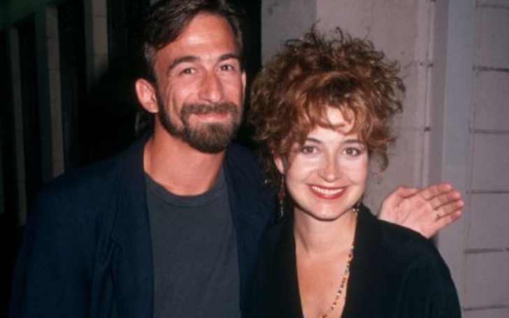 Annie Potts é casada com o quarto marido: descubra seus casamentos anteriores sem sucesso