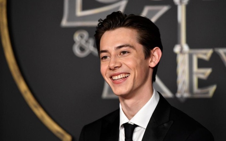 ¿Quién es Griffin Gluck Dating en 2020? Su novia en la actualidad y en el pasado