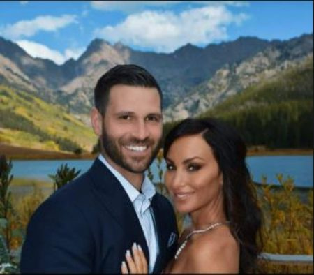 El ex drogadicto y ahora candidato a doctorado Devin Effinger con su esposa Molly Bloom, Molly Bloom's Husband