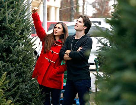 Nina e Ian foram comprar a árvore de Natal em 2012