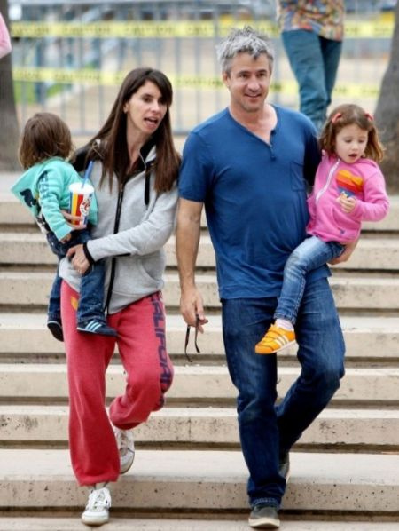 Dermot Mulroney es padre de dos hermosas hijas