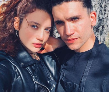 Jaime Lorente' girlfriend María Pedraza