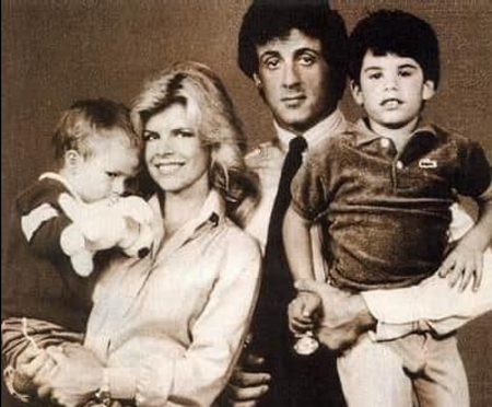 Sasha Czack com Sylverster Stallone e seus filhos